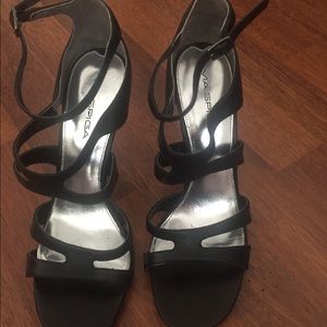 🆕 via spiga strappy leather heels 👠 size 8